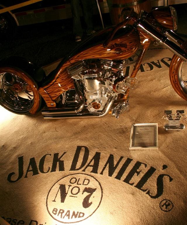 Harley Davidson Jackk Daniels. Viajes guiados en moto