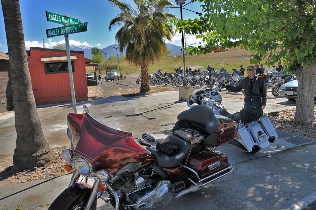 Angel´s Roadhouse, Hell Angeles. Rutas en moto por USA