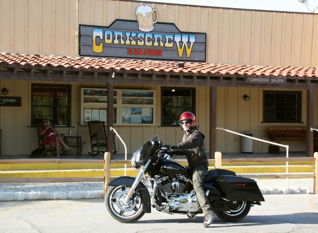 Gon Castro en Death Valley, Route 66 Experience. Rutas en moto por USA