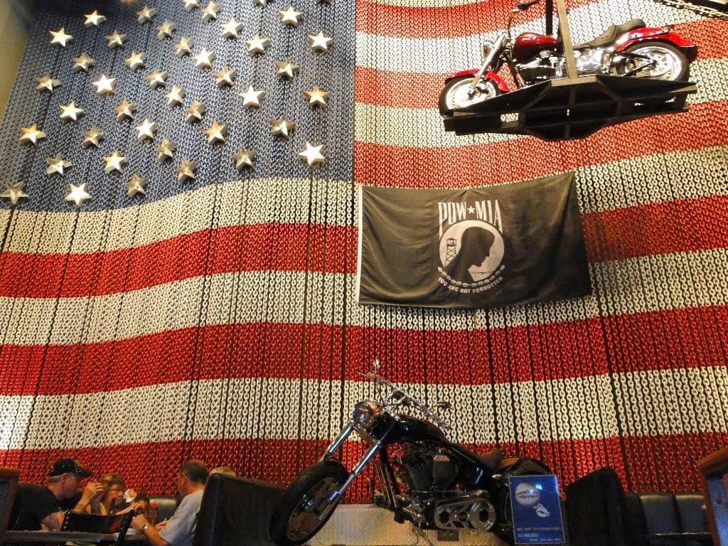 Harley Davidson Cafe, Las Vegas. Rutas en moto por USA