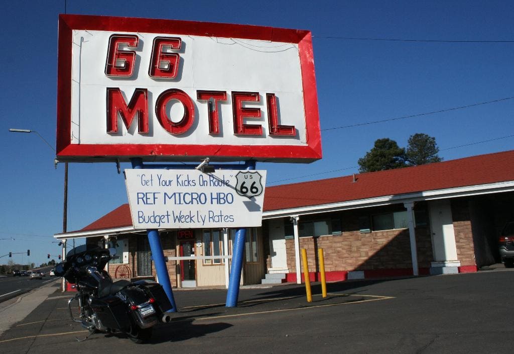 Route 66 Motel, Flagstaff. Rutas en moto por USA