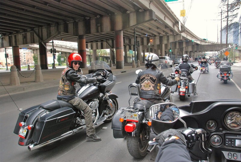 Gon Castro en New Orleans, guía de ruta. Viaje en moto por Estados Unidos