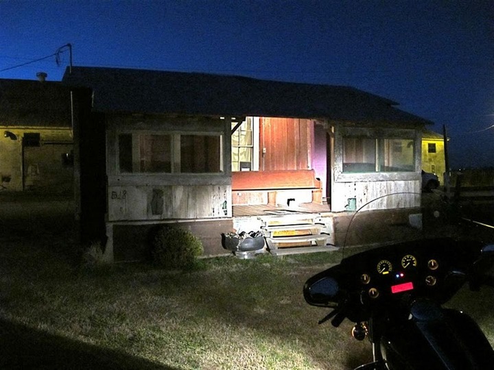 Habitaciones cabaña en hotel Clarksdale. Viaje en moto por Estados Unidos