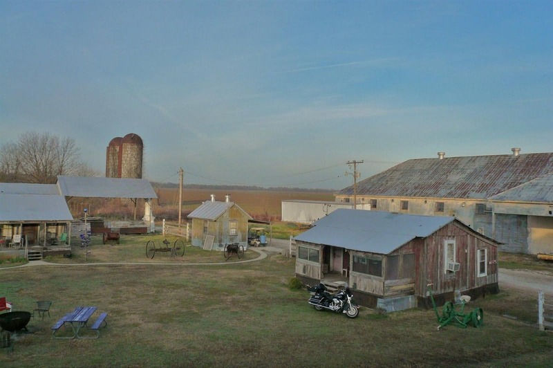 Hotel Shack Up Inn. Viaje en moto por Estados Unidos