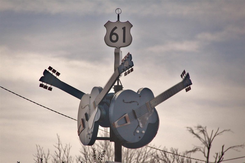 Robert Johnson cruce ruta 61. Viaje en moto por Estados Unidos