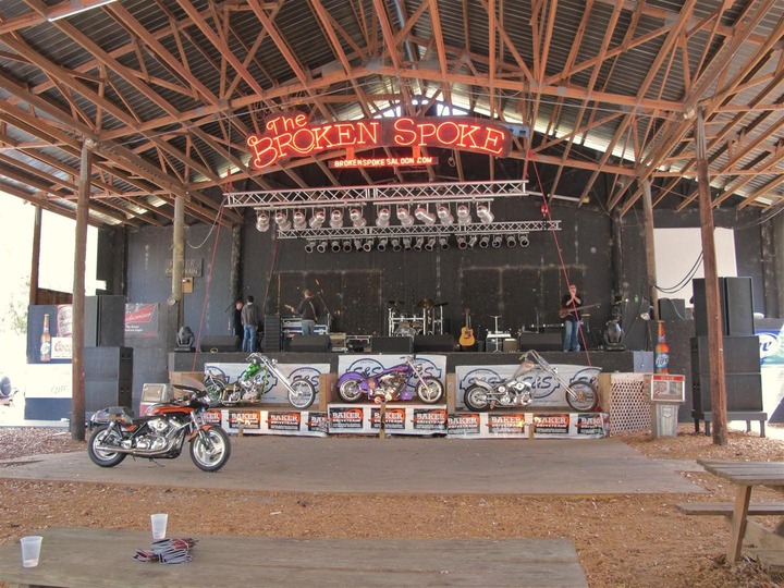 Route 66 Experience en Broken Spoke, Daytona. Viaje en moto por Estados Unidos