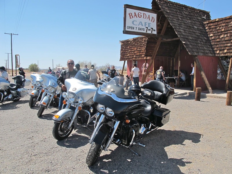 Bagdag Cafe, ruta 66. Recorrer USA en moto