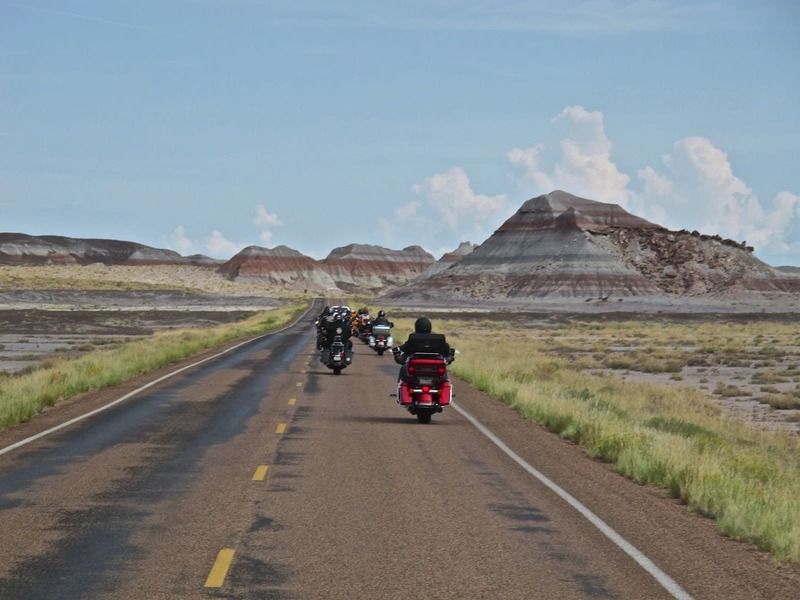 Viaja con tu moto por USA con Route 66 Experience. Viajes en grupo por USA