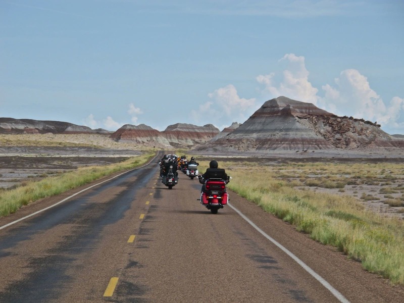 Viaja con tu moto por USA con Route 66 Experience. Viajes en grupo por USA