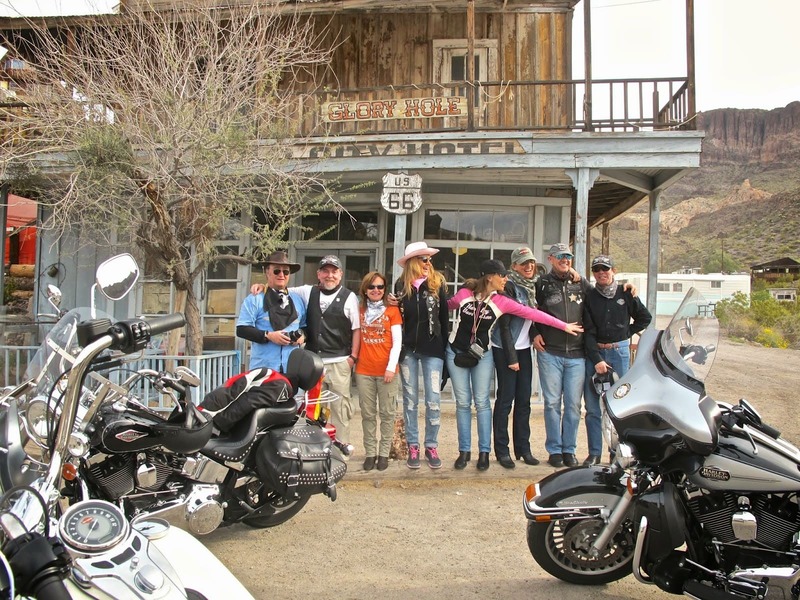 Viaje grupo Route 66 Experience, Oatman. Viajar en moto por USA