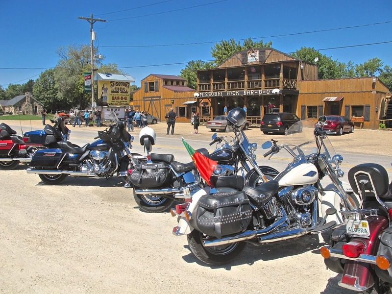 Harley Davidson en la ruta 66. Viaje ruta 66 en grupo