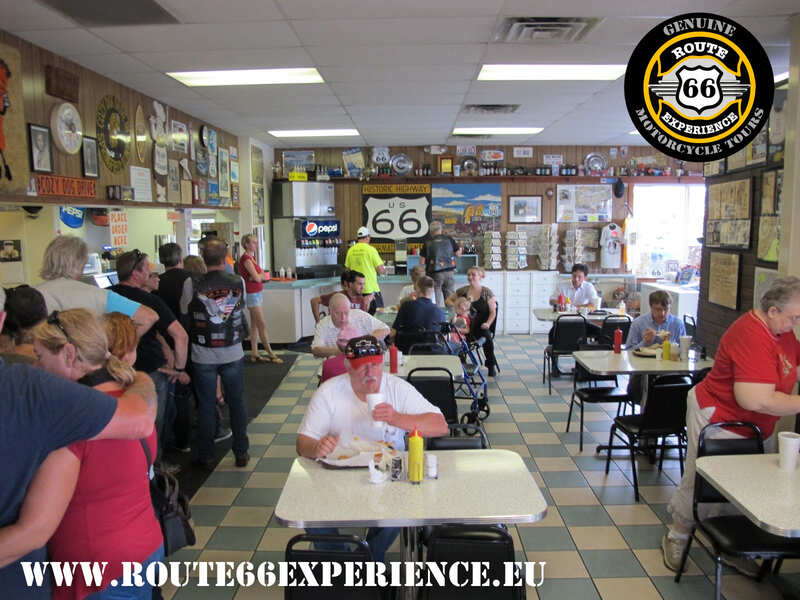 Route 66 Experience, comida en Cozy Dog, Viajes en moto por USA