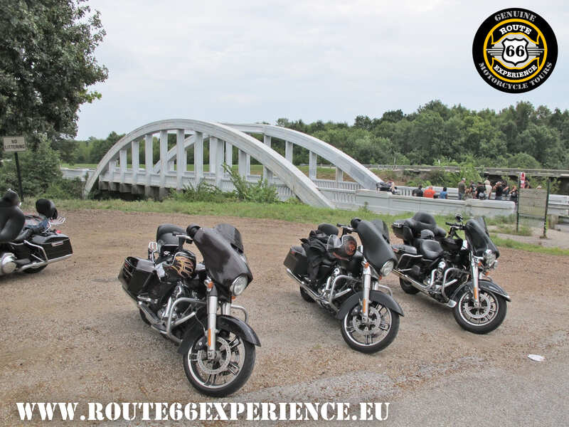 Route 66 Experience, Rainbow Arch Bridge