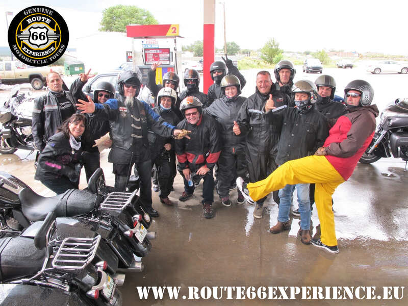 Route 66 Experience, repostaje con lluvia