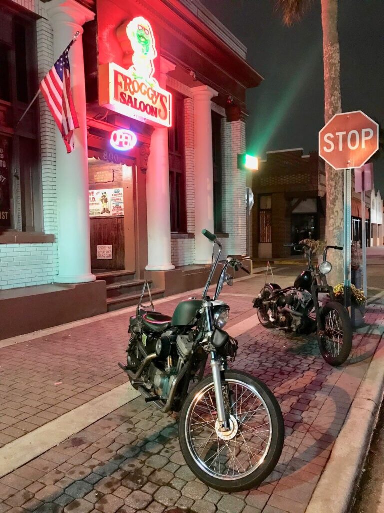 Froggy´s Saloon, Daytona Bike Week