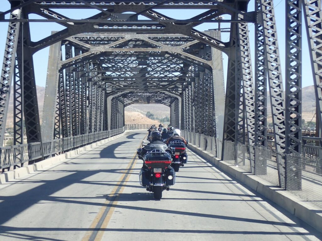 Puente hierro Barstow, Route 66 Experience, Viaje en moto por USA