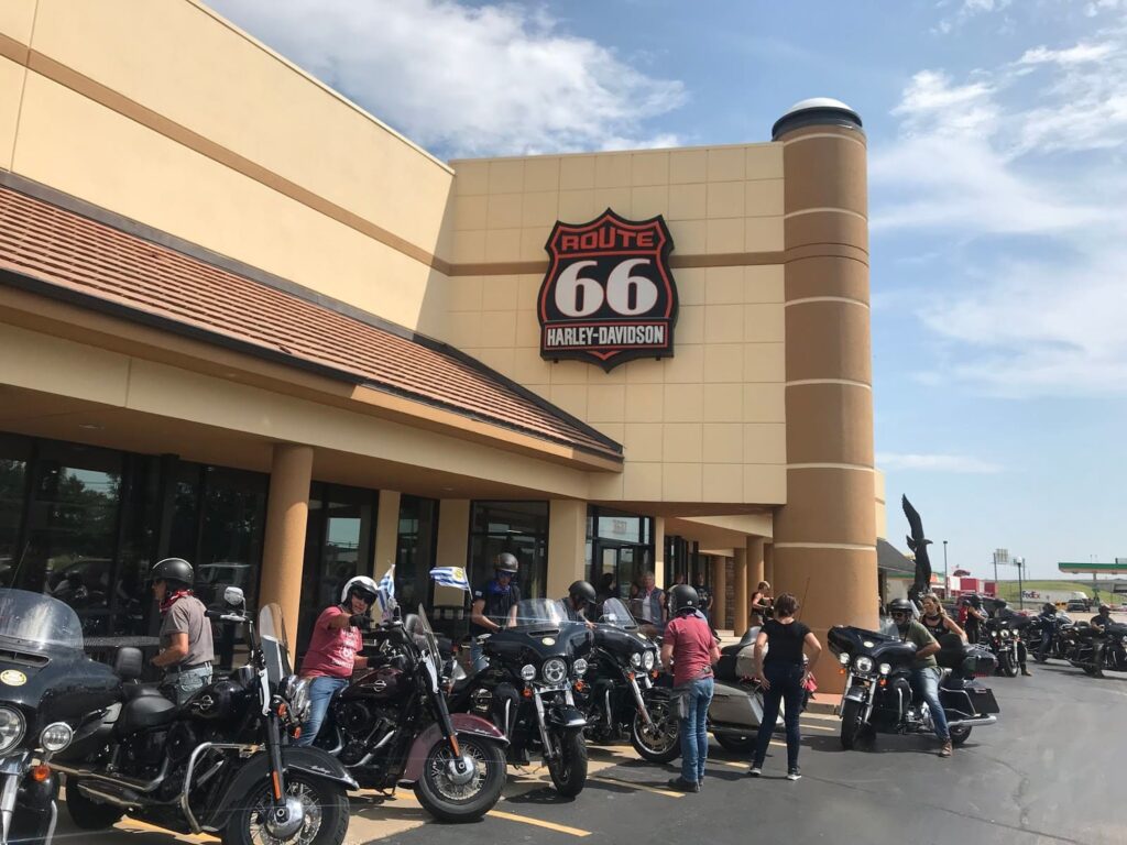 Concesionario Harley Davidson Ruta 66, Tulsa, Ruta 66 en moto