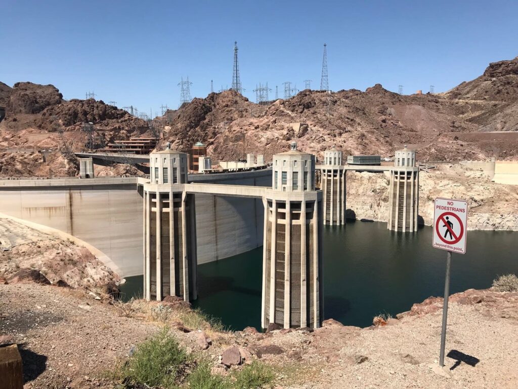 Presa Hoover en la ruta 66, Ruta 66 en moto