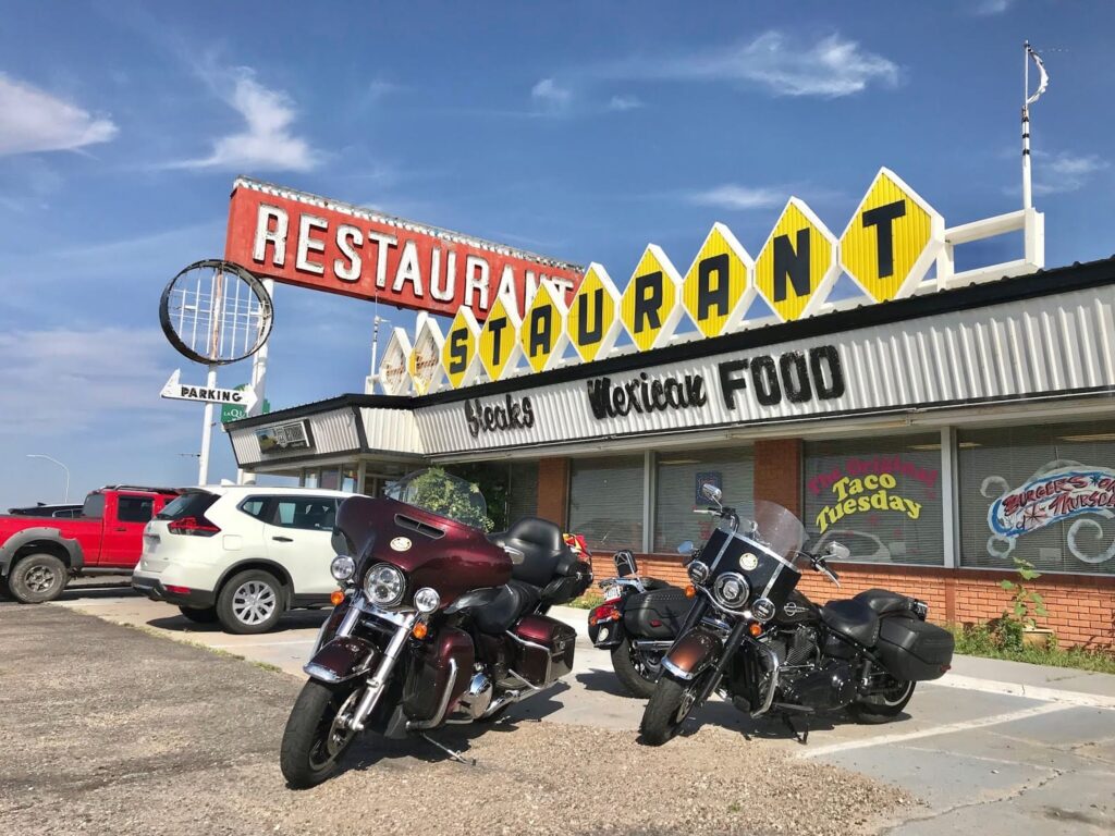 Diner en Santa Rosa, NM, ruta 66, Viaje en moto por USA