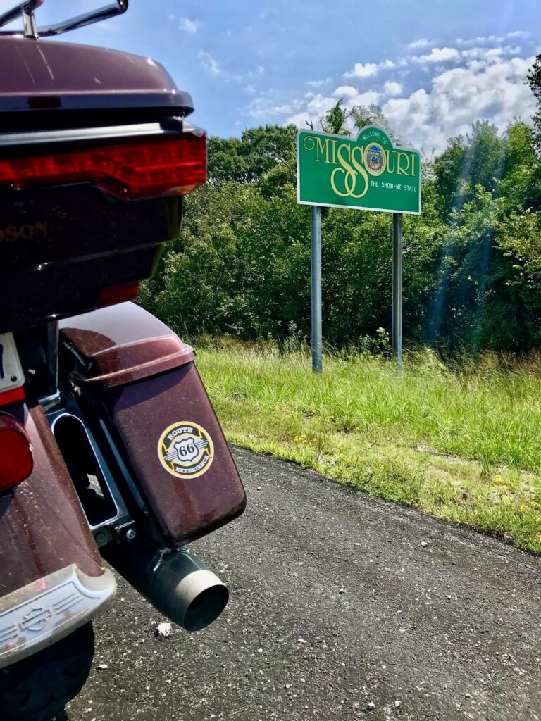 Cartel bienvenida Missouri, Ruta 66, Viaje en moto por USA