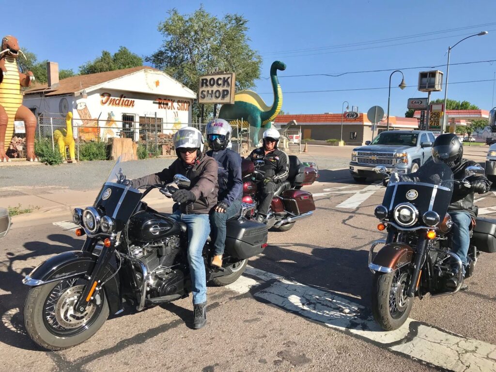 Motoristas en la ruta 66, Holbrook, AZ, Viaje en moto por USA