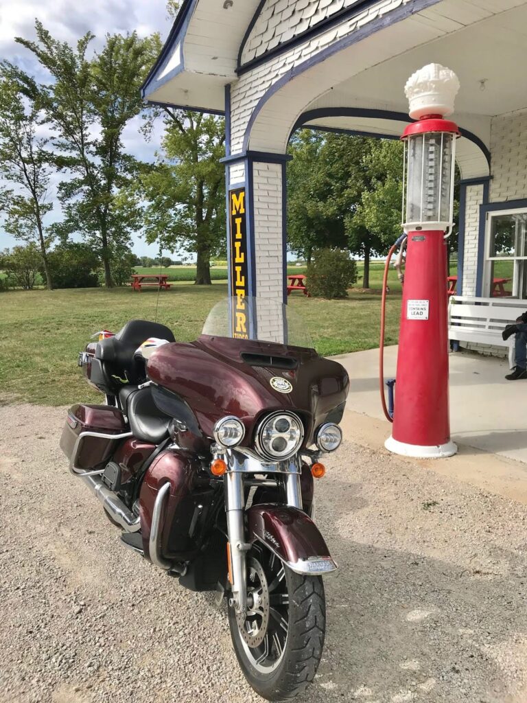 Standard Oil of Illinois Gas Station ruta 66, Viaje en moto por USA