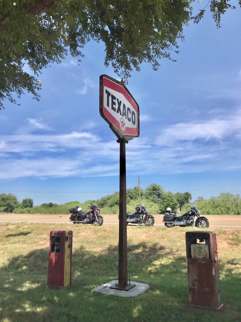 Tucumcari Trading Post, Ruta 66 y Harleys, Viaje en moto por USA