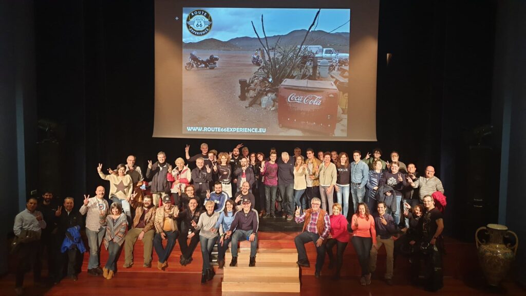 Público en la conferencia sobre la Ruta 66