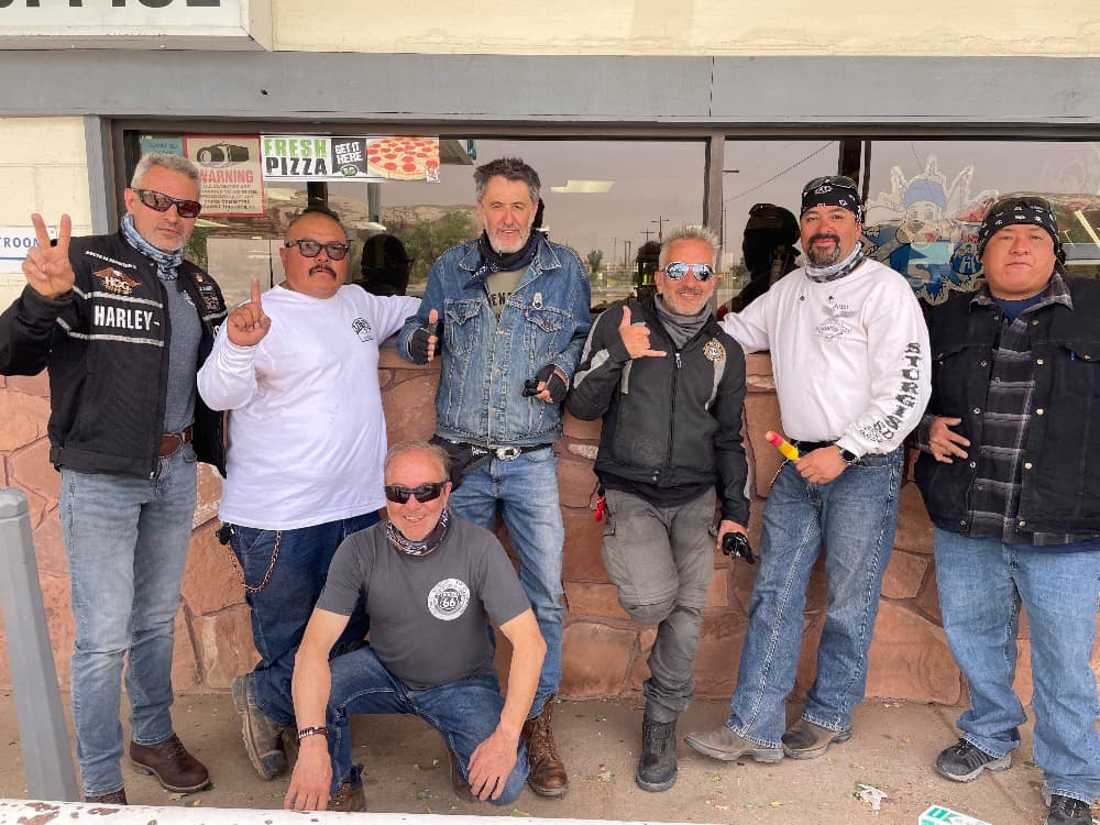 Amistades biker en viaje en moto por USA