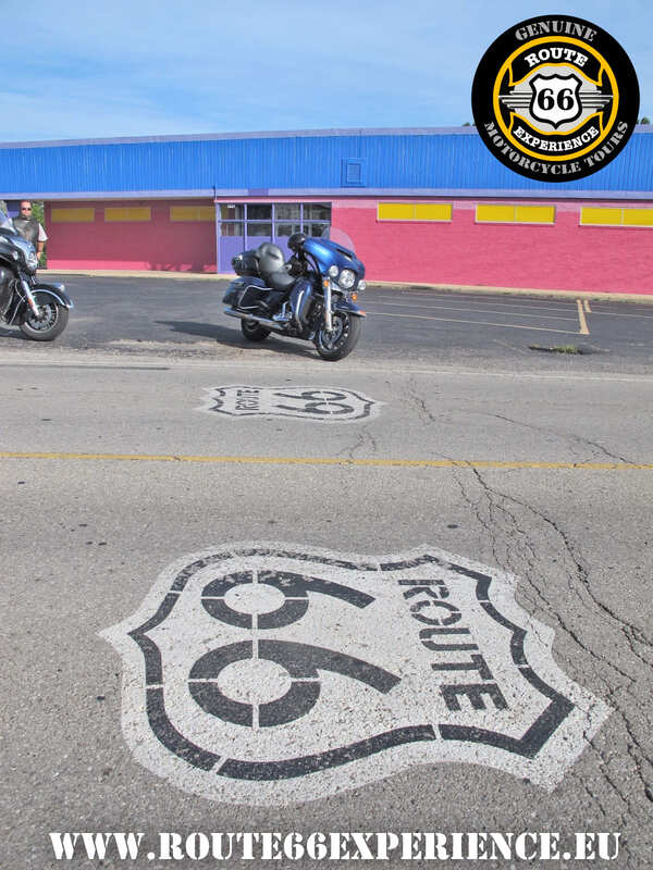 Route 66 Experience, stop at Munger Moss, Viajes en moto por USA