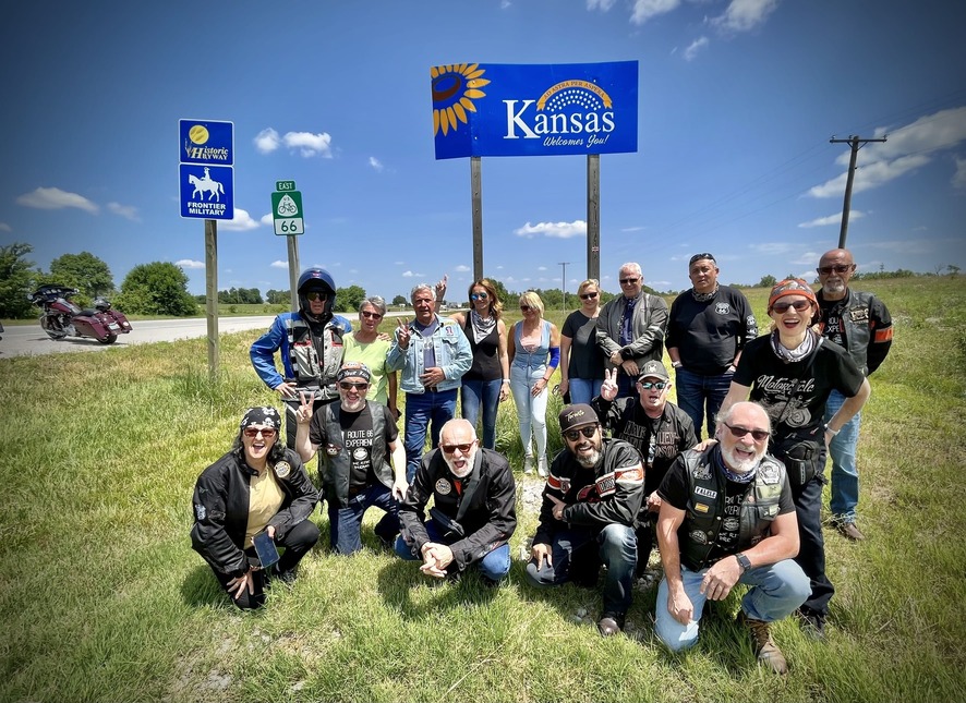 Cartel bienvenida a Kansas. Viaje Ruta 66