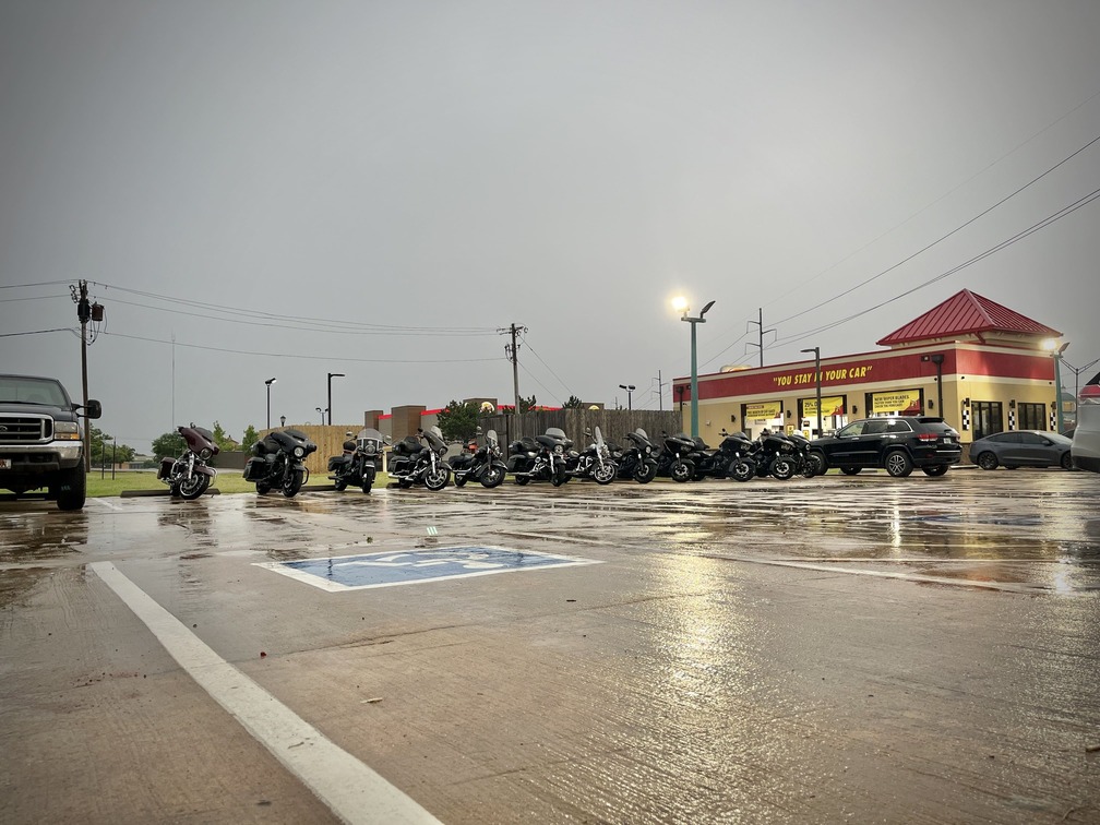 Ruta en moto con lluvia