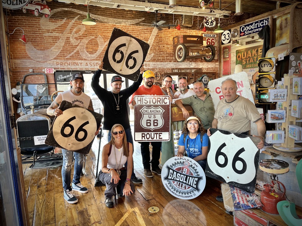 Viaje Route 66, Gasoline Alley Classics, Inc, Sapulpa, Oklahoma