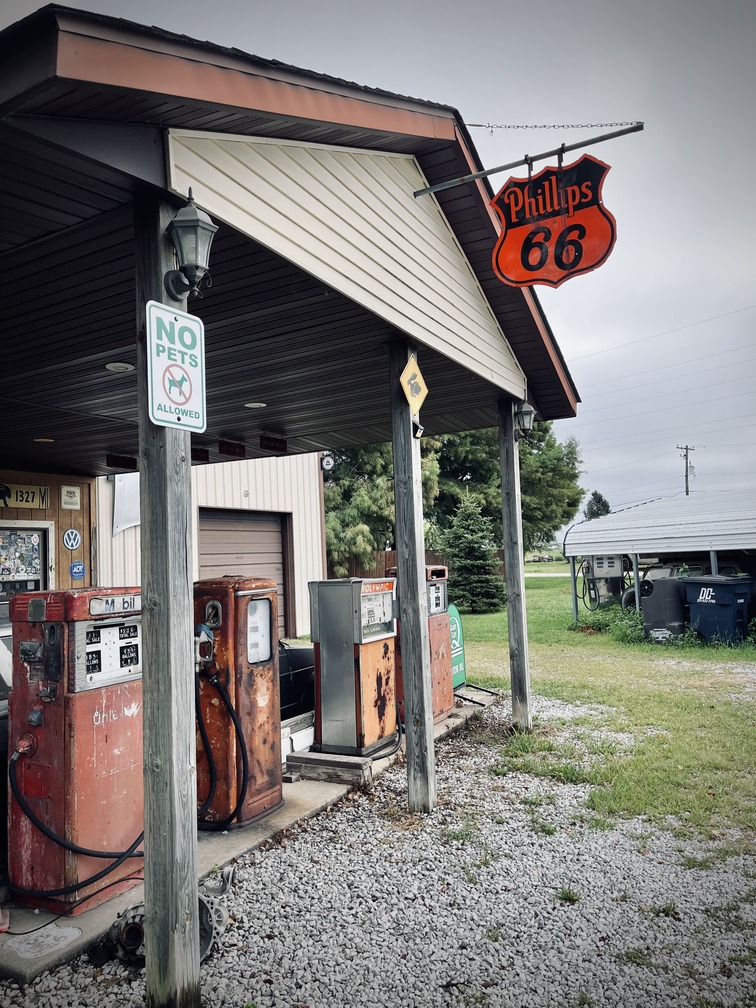 Viaje Route 66, Henrys Rabbit Ranch, Staunton, Illinois