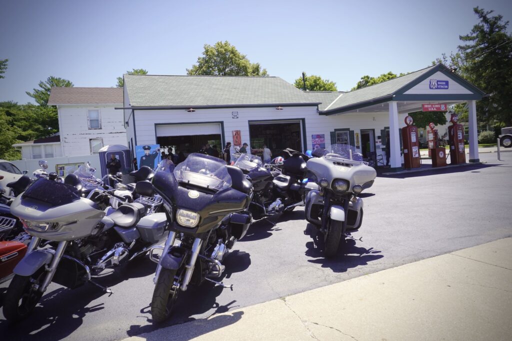 Ambler's Texaco Gas Station Route 66 en moto, Ambler's Texaco Gas Station